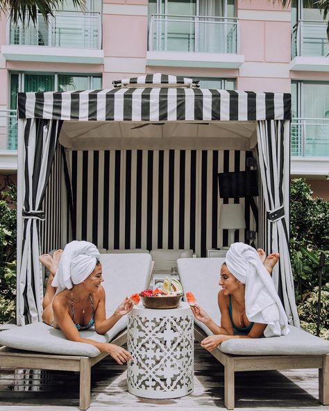 Baha Mar Bachelorette, Bahamas Bachelorette Party, Bahamas Bachelorette, Aesthetic Pool Party, Cabana Poolside, Baha Mar, Luxury Bachelorette, Ginger Cocktails, Poolside Dining