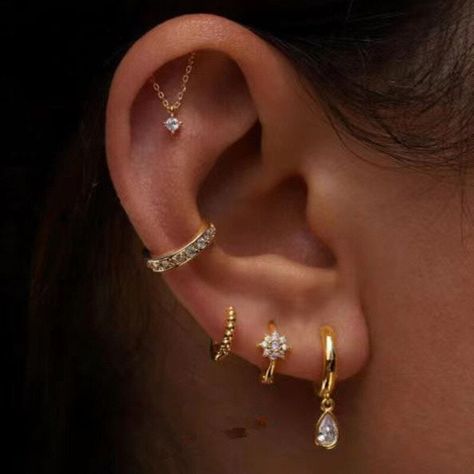 Curated Ear Piercing Small Ears, Right Ear Piercing Ideas, Best Piercing Combinations, Good Ear Piercings, Names Of Different Ear Piercings, Women Piercings Ears, Ear Piercing Ideas Minimal, Dainty Gold Ear Piercings, Ears Piercing Aesthetic