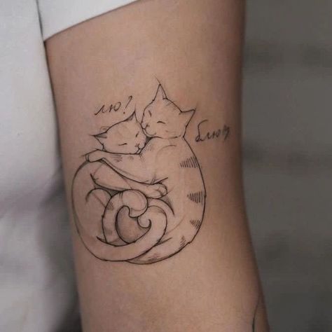 Tattoos For Women Elegant, Halloween Costume Cat, Butterfly Neck Tattoo, Mother Tattoos For Children, Pet Memorial Tattoo, Memories Ideas, 10 Tattoo, Cat Tattoo Small, Cat Paintings