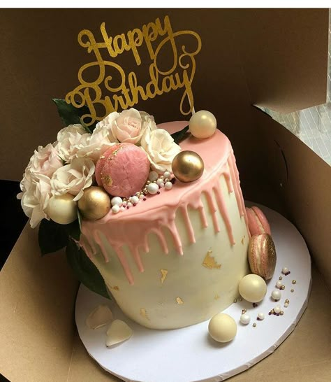 35 Year Old Birthday Cake, 27th Birthday Cake, 14th Birthday Cakes, 15th Birthday Cakes, 25th Birthday Cakes, Cake For Her, Birthday Cakes For Her, Unique Birthday Cakes, 21st Birthday Cakes