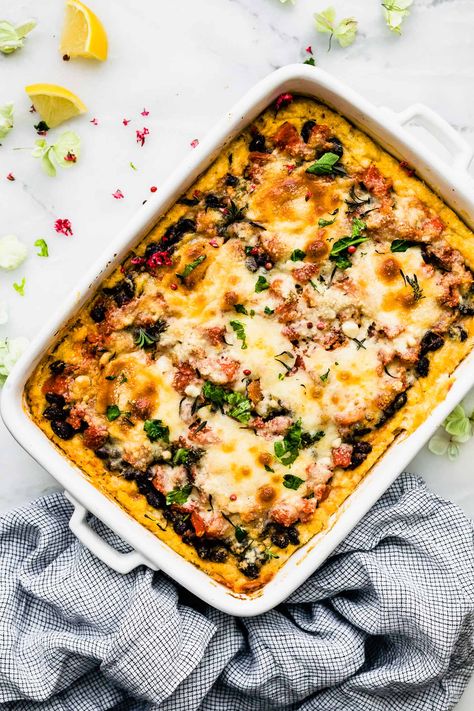 Polenta Casserole, Cotter Crunch, Casserole Vegetarian, Baked Polenta, Southwest Recipes, How To Cook Polenta, Vegetarian Casserole, Meatless Meal, Vegan Recipes Videos