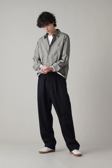 Male Zara Outfit, Mens Fashion Japanese, Japanese Man Style, Japanese Androgynous Fashion, Japanese Casual Outfits Men, Japanese Male Outfit, Normcore Outfits Men, Japanese Men’s Fashion, Japanese Men Style