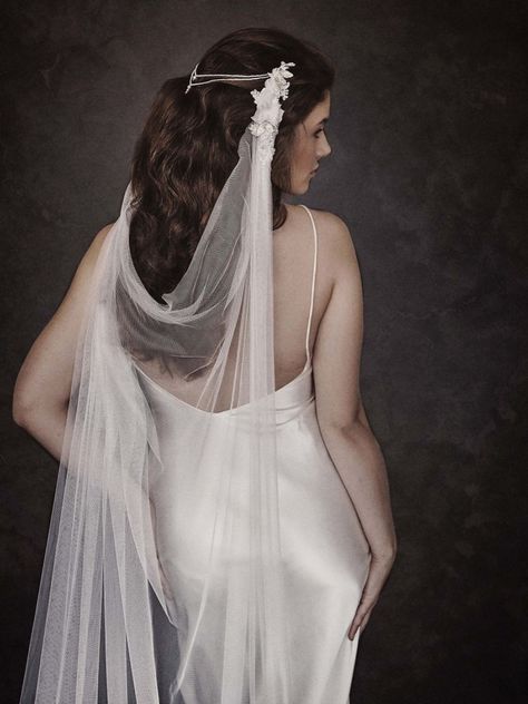 Veil Hair Down, Drape Veil, Dramatic Veil, Slip Wedding Dress, Draping Wedding, Beautiful Wedding Hair, Tulle Veil, Hair Accessories Wedding, Fairy Tale Wedding Dress