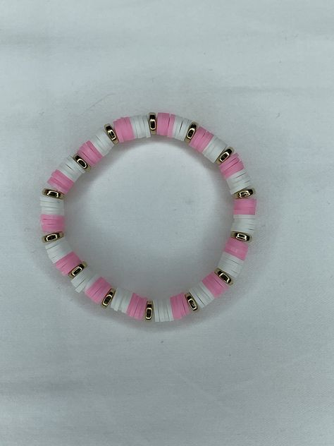 Cute Bracelets Colors, Pink Preppy Bracelet, Pink And White Clay Bead Bracelet, Coquette Clay Bead Bracelets, Fun Clay Bead Bracelet Ideas, Clay Bead Bracelet Ideas Matching Bff, Pink Bead Bracelet Ideas, Clay Bracelet Idea, Birthday Bracelet Ideas