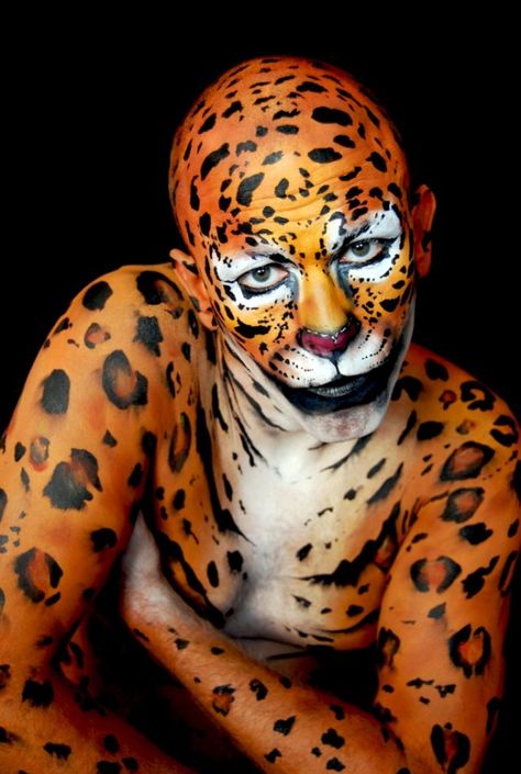 Love Body, Body Art Photography, Face Paint Makeup, Human Canvas, Back Painting, Art Body, Animal Illustrations, Art Halloween, Henna Mehndi