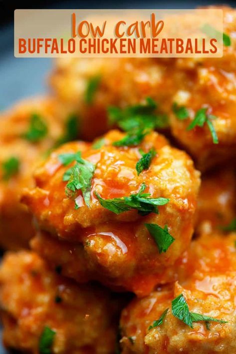 Low Carb Quick Dinner, Low Carb Buffalo Chicken, Keto Apps, Buffalo Meatballs, Spicy Meatball, Baked Chicken Meatballs, Buffalo Chicken Meatballs, Meatball Bake, Keto Diets