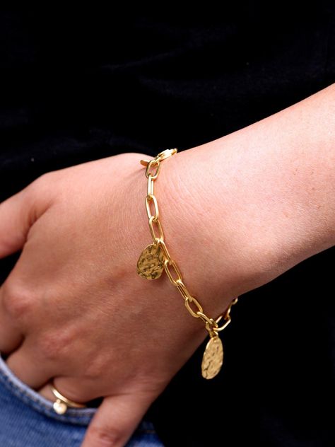 Paperclip Gold Bracelet, Paperclip Bracelet, Silver Collection, Fashion Furniture, Paper Clip, Silver Gold, Gold Bracelet, Kids Fashion, Gold Plate