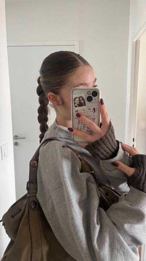 Slicked Back Ponytail, Hair Brush Set, Vlasové Trendy, Slicked Back Hair, Hair Stylies, Sleek Hairstyles, Light Hair, 가을 패션, Hairstyles For School