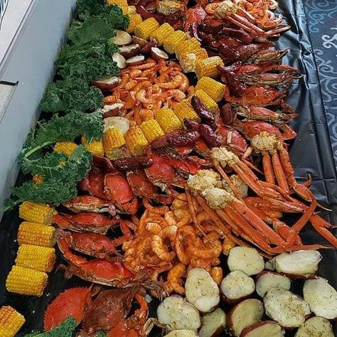 It's A Chef Steele Seafood And SoulFood Buffet Seafood Tray Ideas, Seafood Table Setting Party Ideas, Seafood Buffet Display, Seafood Dinners For A Crowd, Seafood Bar Wedding, Seafood Boil Presentation, Wedding Food Seafood, Elegant Seafood Dinner Party, Seafood Night Ideas Parties