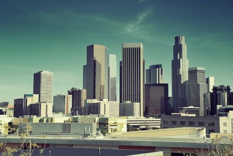 Los Angeles Buildings, Los Angeles Skyscrapers, Skyline Photos, Skyline Drawing, Los Angeles Downtown, Los Angeles Street, 2023 Mood, Los Angeles Skyline, La Photography