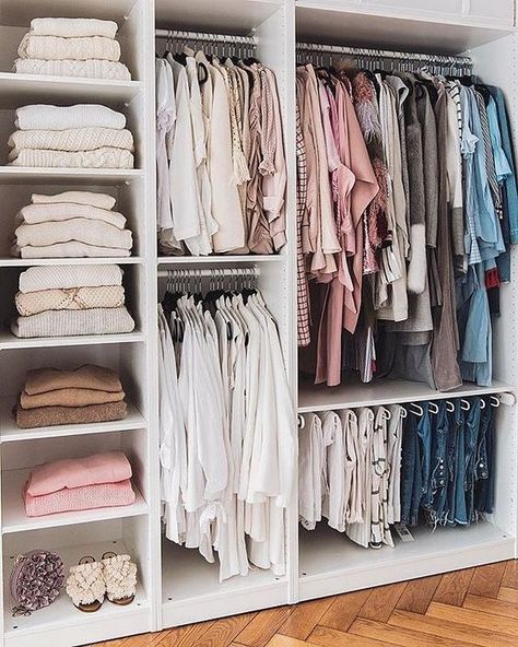 Bilik Tidur Perempuan, Organized Closet, Bilik Idaman, Organization Closet, Dream Closet Design, Closet Design Layout, Closet Renovation, Diy Wardrobe, Bedroom Organization