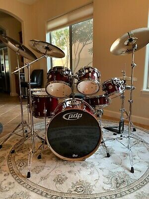 Cool Drum Set Aesthetic, Electric Drum Set Aesthetic, Drumset Aesthetic, Drum Kit Aesthetic, Drum Set Aesthetic, Cool Drum Set, Cool Drums, Drums Aesthetic, Drum Set Music