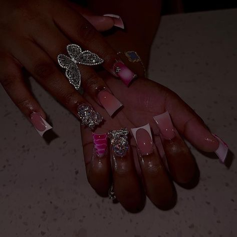 Pink Thing, Graffiti Nails, Year Nails, Girly Acrylic, Acrylic Nail Set, Sassy Nails, Hard Nails, Duck Nails, Drip Nails