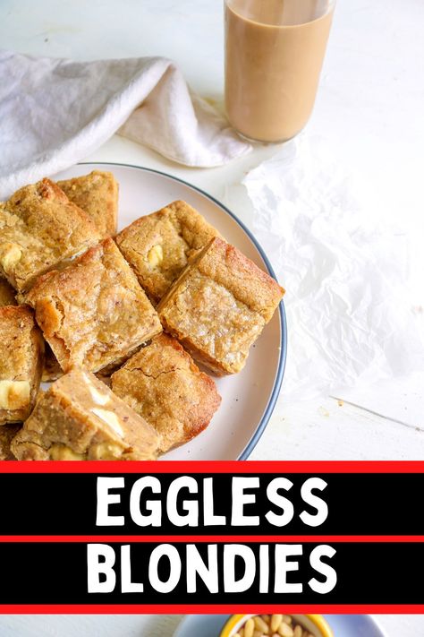 eggless blondies served in a white plate Vegan Blonde Brownie, Vegan Blondies Recipe, Eggless Blondies, Eggless Blondies Recipe, Quick Vegan Dessert, Eggless Dessert Recipes, Quick Vegan Desserts, Vegan Blondies, Cinnamon Roll Bread