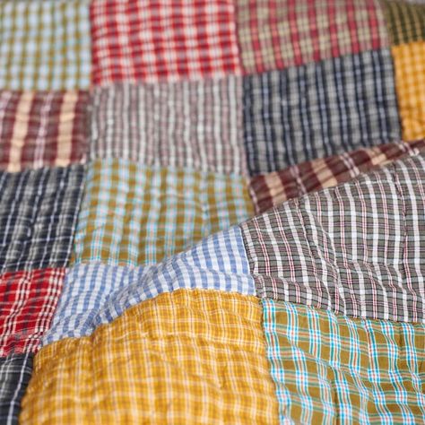 Nola Cotton Percale Quilt & Reviews | Birch Lane Blue And Orange Quilt, Blue Quilt Bedroom, Earth Tone Quilt, Grandmas Quilt, Yellow Brick Road Quilt, Timeless Quilt, Patchwork Bedding, Scandinavian Quilts, Brown Quilt