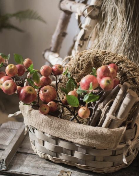 Apple Centerpiece Ideas, Apple Basket Decor, Church Floral Arrangements, Decorating With Fruit, Branch Table Centerpieces, Fall Dining Room Table Decor, Autumn Arrangements, Apple Branch, Apple Centerpieces