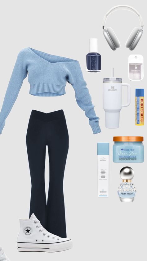 #blue #outfit #winter #blueoutfit #winterfit #outfitinspo #preppy #navyblue #skincare #warm #flarepants #marcjacobs #art #fyp Blue Outfit Winter, Preppy Winter Outfits, Latina Fashion Outfits, Casual Preppy Outfits, Outfit Inspo Casual, Weekly Outfits, Cute Outfits For School, Outfit Winter, Simple Trendy Outfits