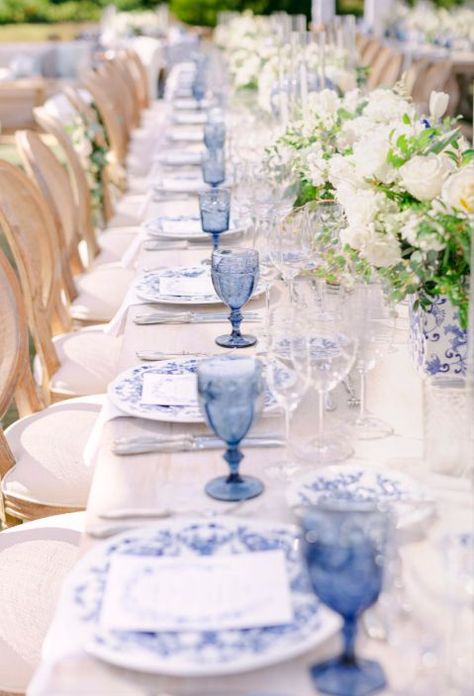 French Blue Table Setting, Blue Victorian Wedding Theme, Dior Themed Wedding, Blue And White Tropical Wedding, Blue And White Plates Wedding, Mexico Wedding Decorations, Blue China Wedding Decor, Vintage Blue Wedding Theme, Chinaware Blue Wedding