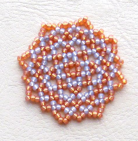 Beads Jewelry Making Tutorials, Seed Bead Tutorials, Crochet Basket Pattern Free, Bead Matted, Beaded Necklace Patterns, Beading Netting, Bead Crochet Rope, Beading Patterns Free, Bead Sewing