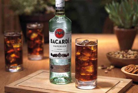 Best Rums For A Rum And Coke - Thrillist Bacardi Drinks, Coffee Catering, Rum And Coke, Cold Drinks Recipes, Good Rum, Chips And Dip, Bacardi Rum, Vodka Shots, Orange Wedges