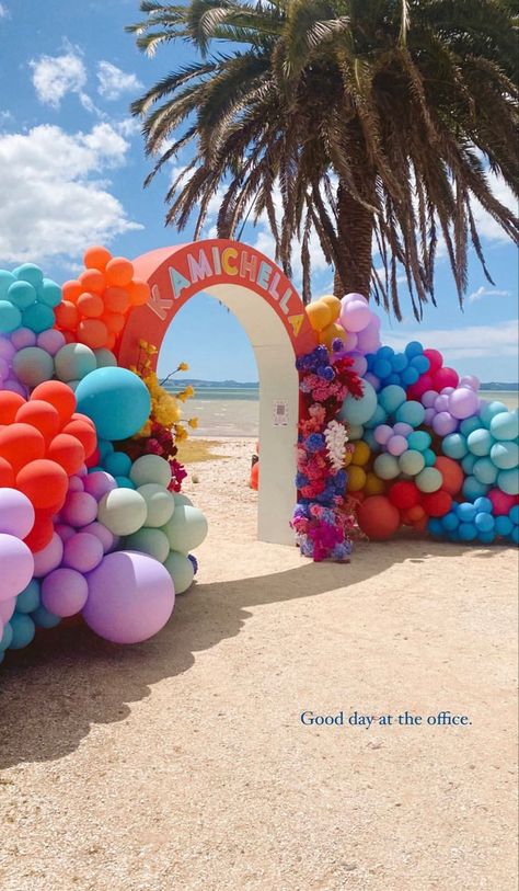 Cochella Theme Party Decoration, Twochella Party, Coachella Decorations Parties, Cochella Theme Birthday Party, Kidchella Party Ideas Decor, Coachella Balloons, Coachella Birthday Cake, Cochella Party Theme Decor, Coachella Decorations