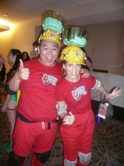 Double Dare contestants | 30 Amazing '80s & '90s Inspired Cosplay 90s Couples Costumes, Costumes Homemade, 90s Couples, Woman Costumes, Mermaid Costumes, Diy Couples Costumes, Halloween Parejas, 90s Tv Shows, Costumes College