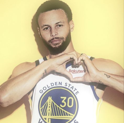 Steph Curry Aesthetic Pfp, Curry Icon, Curry Memes, Ayesha And Steph Curry, Curry Wallpaper, Stephen Curry Basketball, Curry Nba, Curry Warriors, Best Nba Players