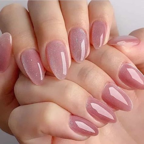 Winter Nails Pink Shiny Manicure Rose Gold Shimmer Nails, Pink Nails Glossy, Velvet Nails, Pink Ombre Nails, Blush Nails, Soft Nails, Winter Nail Designs, Pink Nail, Classy Nails