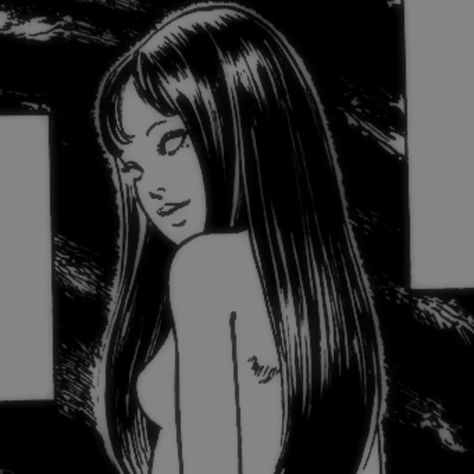 Kawakami Tomie, Junji Ito Collection, Tomie Kawakami, Anime Horror, Pikachu Wallpaper, Japanese Horror, Horror Icons, Junji Ito, Gothic Anime