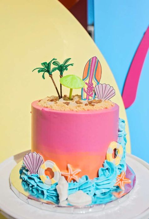 Layla's Malibu Barbie Birthday Party | CatchMyParty.com Barbie Beach Party Outfit, Barbie Cake One Tier, Barbie Pool Party Birthday Cake, Hawaiian Barbie Cake, Malibu Beach Party Theme, Barbie Malibu Birthday Party Cake, Beach Themed Girls Birthday Party, Sunset Beach Theme Party, Barbie Palm Tree