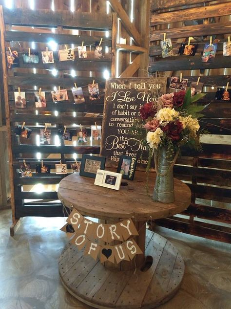 Country Ceremony Decor, Simple Backdrop For Wedding Reception, Country Vowel Renewal Ideas, Simple Country Wedding Decorations, Country Banquet Decorations, Cowgirl Wedding Decorations, Wedding Reception Entry Way Decor, Wooden Spool Wedding Ideas, Head Table Rustic Wedding