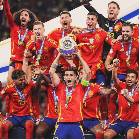 Spain make European history!🏆🇪🇸🔥 Four European titles, no other national team has more!!🫡 •• #spainvsengland #euro2024final #españa #wearethechampions #spainishfootball #lamineyamal #morata #nicowilliams #rodri #europeanfootball #pakistanfootballfans Spain National Team, We Are The Champions, European Football, European History, Football Fans, Spain, Football, Lifestyle, History