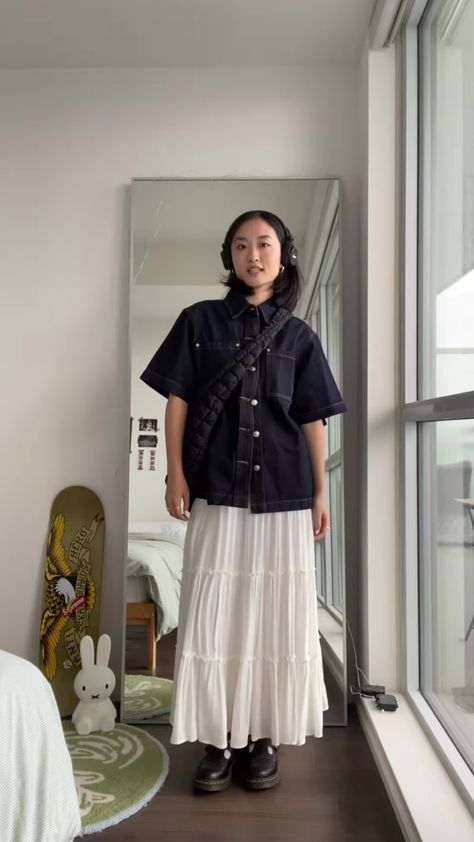 spring/autumn long skirt long dress shirt Long Dress Shirt, Uni Outfit, Estilo Ivy League, Rok Outfit, Estilo Ivy, Long Skirt Outfits, 여름 스타일, Uni Outfits, Japanese Street