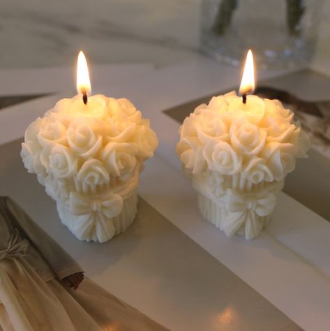 Create a unique gift for Valentine's Day with our candle moulds! Perfect for adding a touch of romance to any home. Unique Candle Molds, Candle Moulds, Candle Wax Molds, Candles At Home, Types Of Wax, Mini Bouquet, Silicone Candle Molds, Silicone Moulds, Candle Maker