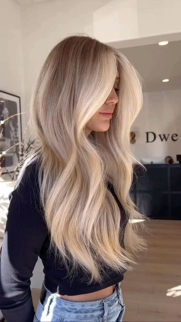 Bright Blonde Hair, Rambut Brunette, Summer Blonde Hair, Light Blonde Hair, Balayage Blonde, Blonde Hair Inspiration, Balayage Hair Blonde, Blonde Hair Looks, Blonde Hair With Highlights