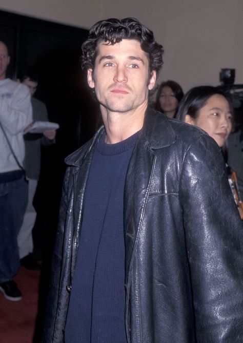 Early 2000s Mens Fashion, 2000s Mens Fashion, Patrick Demsey, Dr Mcdreamy, Patrick Dempsy, Greys Anatomy Men, Greys Anatomy Derek, Grey's Anatomy Doctors, Outfits 2000s