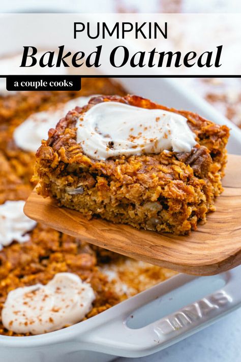 Pumpkin Baked Oatmeal, Healthy Oats, Pumpkin Oats, A Couple Cooks, Pumpkin Breakfast, Cookies Healthy, Baked Oatmeal Recipes, Recipes Fall, Couple Cooking