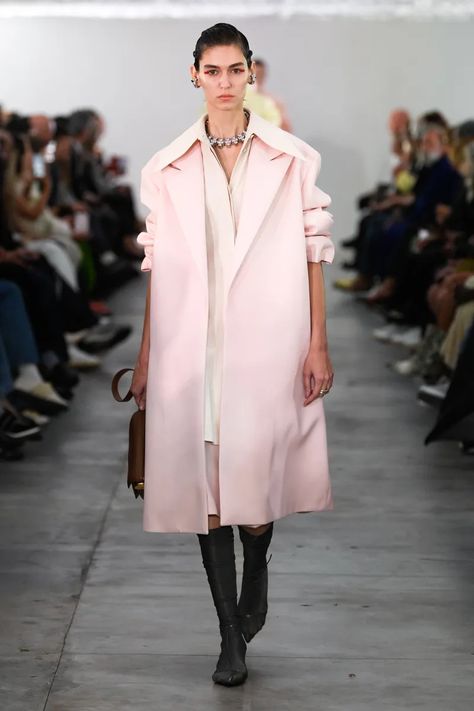 Jill Sander, Jil Sanders, High Fashion Outfits, Red Carpet Dresses, Spring 2024, Mode Inspiration, Jil Sander, Colorful Fashion, Spring Summer Fashion