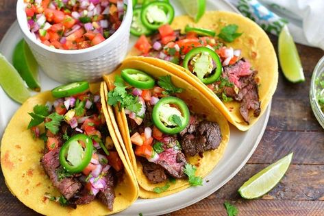 Steak Taco Recipe, Flank Steak Tacos, Asada Tacos, Carne Asada Tacos, Steak Tacos, Marinated Steak, Tacos Beef, Carne Asada, Inspired Recipes