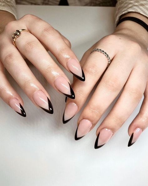 Yoko on Instagram: “hi yes i’m currently obsessed with all black designs 🖤 。 Gel X Extensions - Short Stiletto Art Work - Hand Painted (Tier 1) 。…” Short Stiletto Nails Designs, Rounded Stiletto Nails, Gel X Extensions, Stelleto Nails, Nails Short Stiletto, Emo Nails, Stiletto Nails Short, Short Stiletto, Cat Nail Art