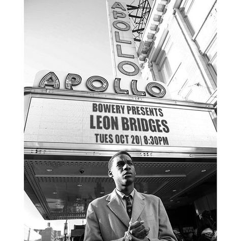 Leon Bridges, Apollo Theater, Concert Aesthetic, Photo Wall Collage, Music Aesthetic, Music Wall, Washing Dishes, Soul Music, Concert Posters