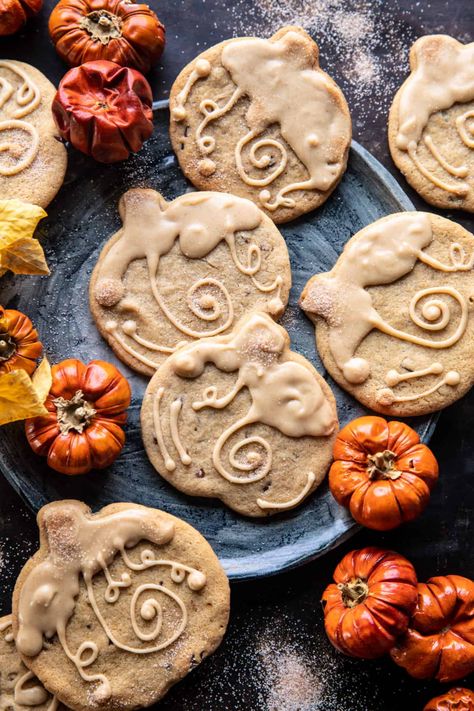 Fall Cookie Recipes, Half Baked Harvest Recipes, Maple Cookies, Halloween Cookie Recipes, Chocolate Chip Pecan Cookies, Harvest Recipes, Soft Sugar Cookies, Half Baked, Fall Cookies