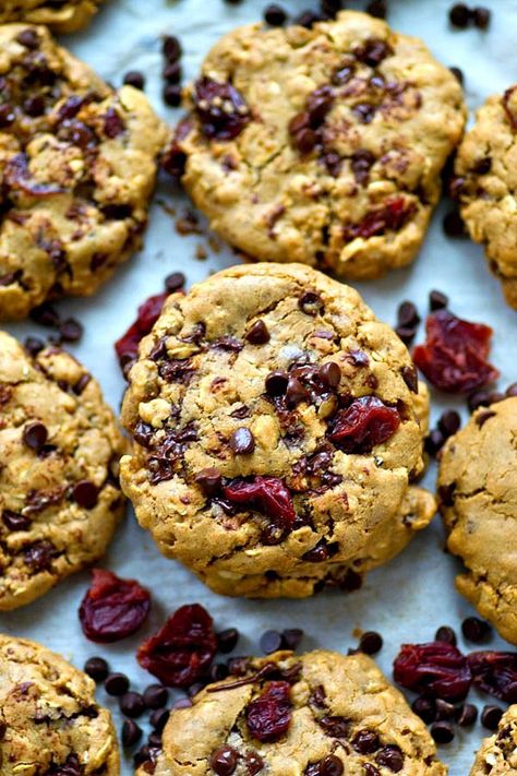 Loaded Oatmeal Cookies, Dried Cherry Recipes, Loaded Oatmeal, Cherry Chocolate Chip Cookies, Cherry Oatmeal Cookies, Cherry Cookies Recipes, Cherry Oatmeal, Cookie Balls, Stuffed Cookies