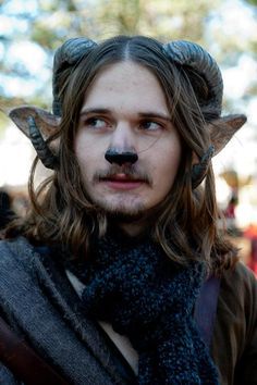 faun Satyr Costume, Faun Costume, Ren Faire Costume, Fair Outfits, Idee Cosplay, Fantasy Costumes, Costume Makeup, Fantasy Clothing, Narnia