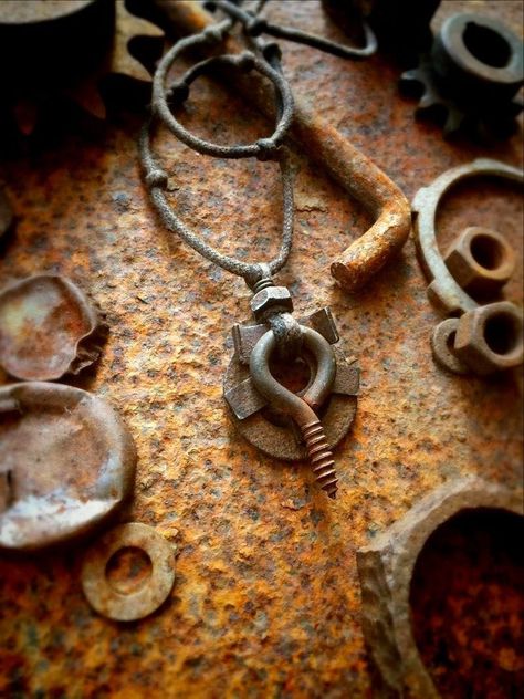 Void Aesthetic, Post Apocalyptic Clothing, Dystopia Rising, Washer Jewelry, Manly Stuff, Dark Future, Steampunk Crafts, Rust Patina, Hardware Jewelry