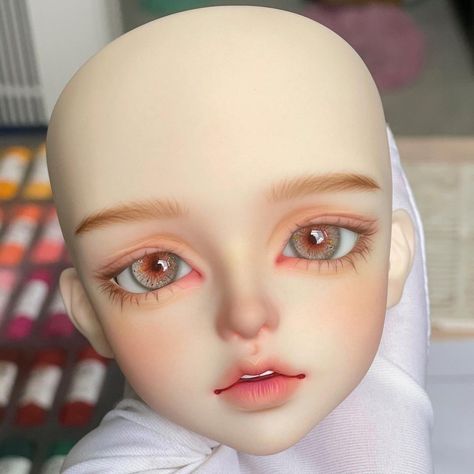 Doll Face Paint, Куклы American Girl, Bjd Dolls Girls, Chinese Dolls, Face Drawing Reference, Doll Makeup, Doll Painting, Anime Dolls, March 16