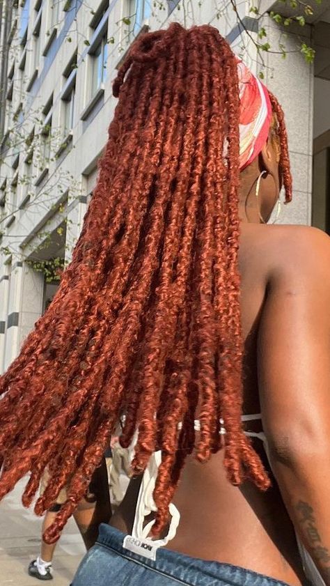 Ginger Faux Locs On Dark Skin, Ginger Hair Braids Black Women, Coloured Faux Locs, Orange Braids, Boho Locs, Ginger Hair Color, Faux Locs Hairstyles, Cute Box Braids Hairstyles, Protective Hairstyles Braids