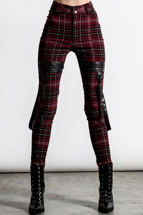 Gothic Wardrobe, Killstar Dress, Tartan Pants, 2010 Fashion, Kleidung Diy, Fall Inspo, Emo Outfits, Hell Yeah, Oversized Hoodie