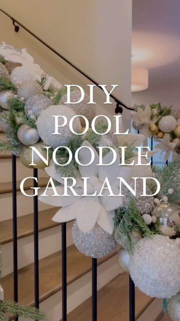 Pool Noodle Garland, Pool Noodle Christmas, Christmas Garland Staircase, Christmas Stairs, Christmas Staircase, Diy Christmas Garland, Cozy Christmas Decor, Christmas Cover, Christmas Themes Decorations