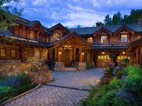 Romantic rustic log and stone home in a Colorado mountain village Lodge Style Home, Rustic Log Home, Winter Lodge, Log Home Designs, Rustic Exterior, Rustic Home Design, Log Cabin Homes, Lodge Style, Rustic Lodge